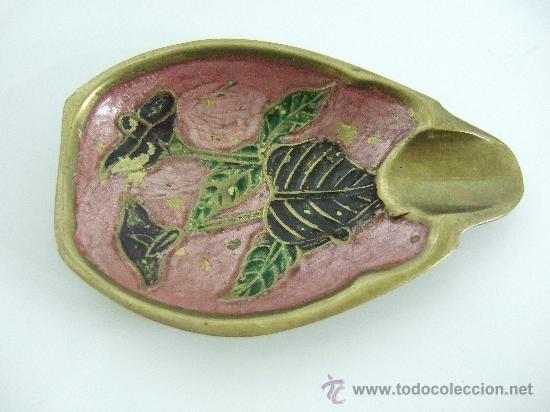 Ceniceros: PEQUE&Ntilde;O CENICERO DE BRONCE ESMALTADO - MADE IN INDIA - 9,5x6