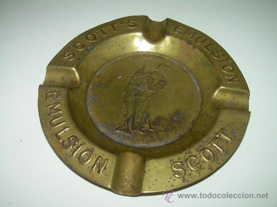Ashtrays: ANTIGUO CENICERO DE LATON......EMULSION SCOTT