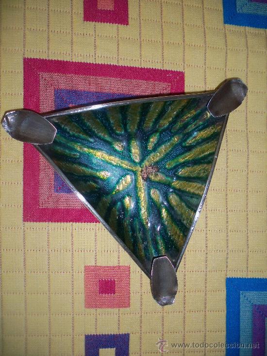 Aschenbecher: Cenicero Plata Esmalte Verde