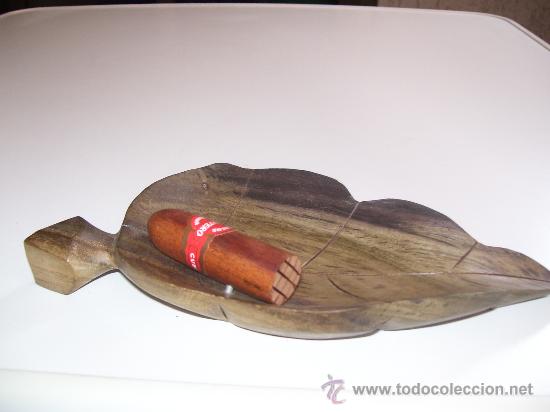 Cendriers: HOJA DE MADERA DE CUBA CON PURO TALLADO A MANO