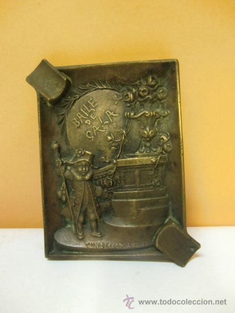 Ceniceros: Cenicero de bronce - Foto 1