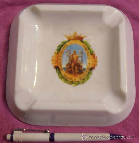Ceniceros: CENICERO ,CON EL ESCUDO DE CADIZ - Foto 1