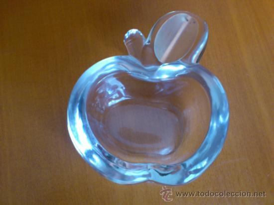 Ceniceros: Cenicero de cristal y plata contrastada ( Manzana )