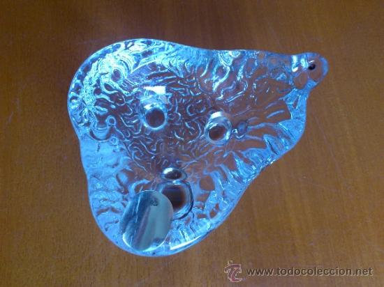 Ceniceros: Cenicero antiguo en cristal prensado y plata de ley contrastada en forma de pera, a&ntilde;os 60 .