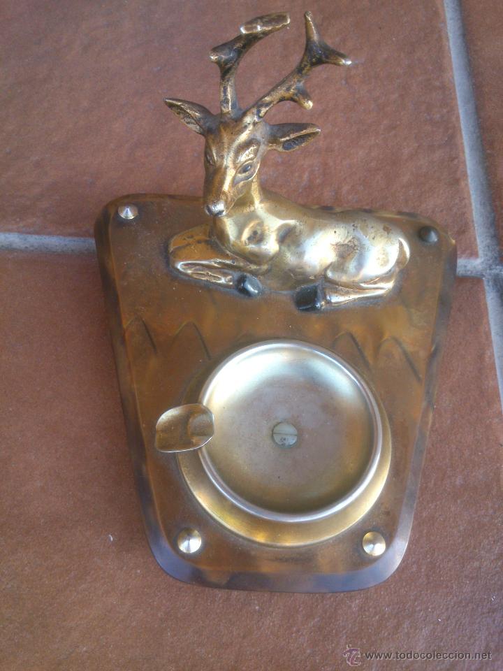 Ceniceros: CIERVO CENICERO EN METAL DORADO - Foto 1