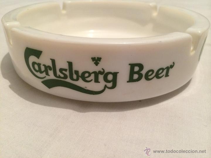 Ceniceros: ANTIGUO CENICERO DE CRISTAL DE LA MARCA DE CERVEZA CARLSBERG