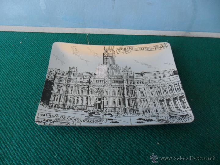 Ceniceros: cenicero de loa a&ntilde;os 70 de madrid