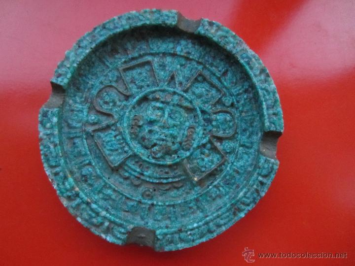 Ceniceros: Curioso cenicero , escudo?