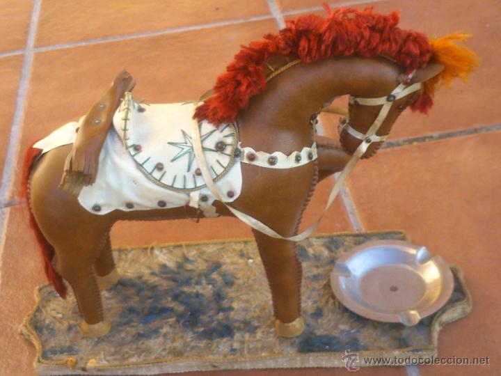 Ceniceros: ANTIGUO CONJUNTO CABALLO ESPA&Ntilde;OL BASE MADERA - Foto 2