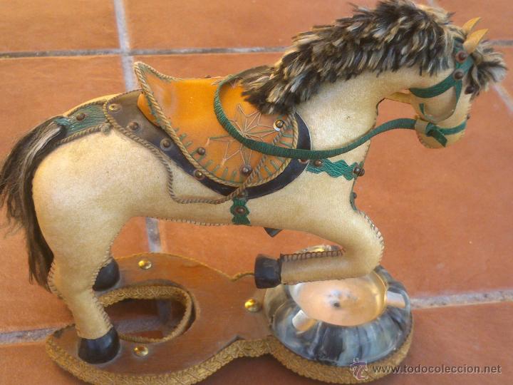 Ceniceros: ANTIGUO CONJUNTO CABALLO ESPA&Ntilde;OL BASE MADERA - Foto 2
