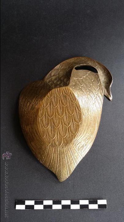 Ceniceros: cenicero de bronce decorado, forma de cisne. - Foto 2