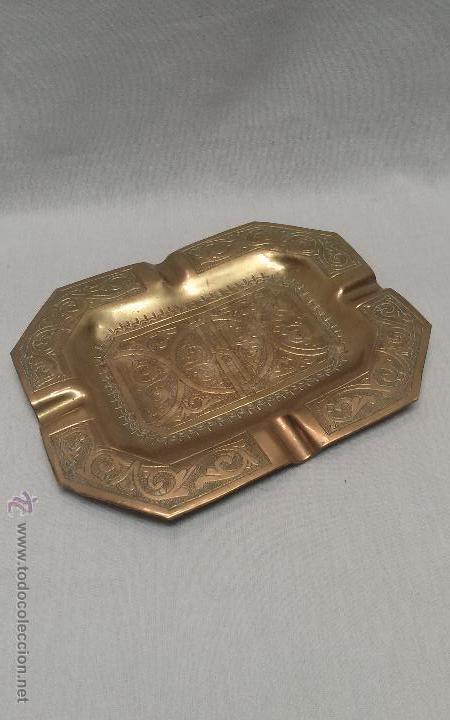 Cendriers: CENICERO DE BRONCE DECORADO
