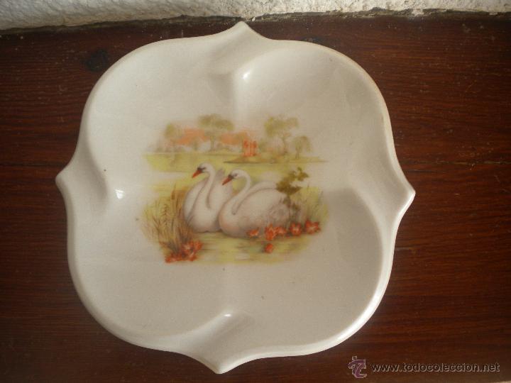 Cendriers: PRECIOSO CENICERO DE PORCELANA DE BOHEMIA.