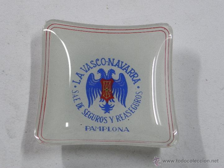 Ceniceros: ANTIGUO CENICERO DE CRISTAL CON PUBLICIDAD LA VASCO-NAVARRA S.A.E.SEGUROS Y REASEGUROS - PAMPLONA - - Foto 1