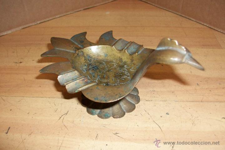 Ashtrays: ANTIGUO CENICERO DE BRONCE FORMA DE PALOMA