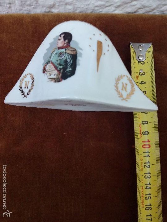 Ashtrays: Cenicero de porcelana de Napole&oacute;n