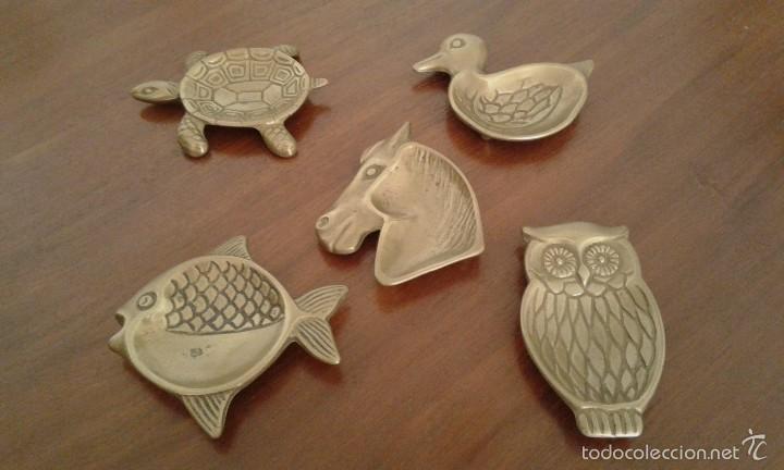 Ashtrays: LOTE DE 5 ANTIGUOS CENICEROS DE BRONCE EN FORMA DE PEZ, B&Uacute;HO, CABALLO, PATO Y TORTUGA. ANIMALES