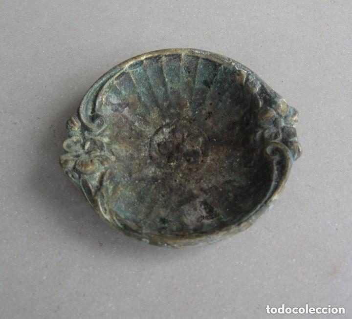 Ceniceros: Cenicero de bronce - Foto 2