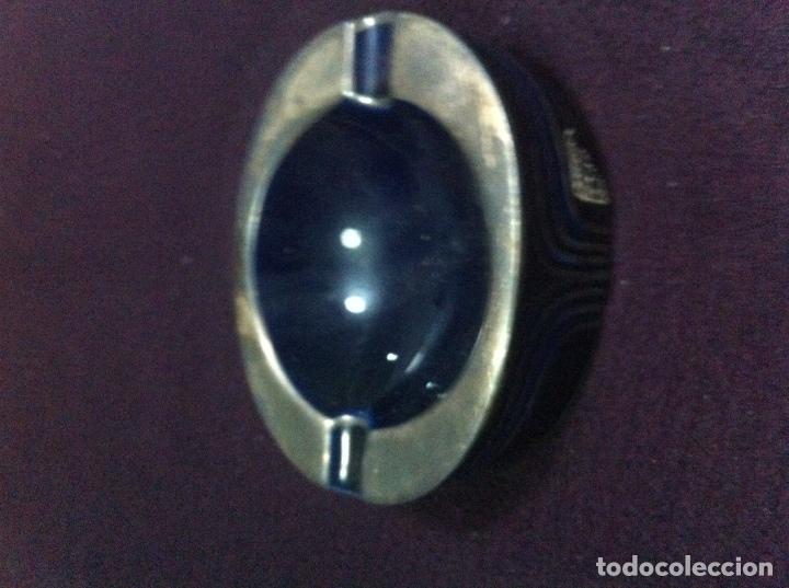 Ceniceros: Cenicero art deco en plata