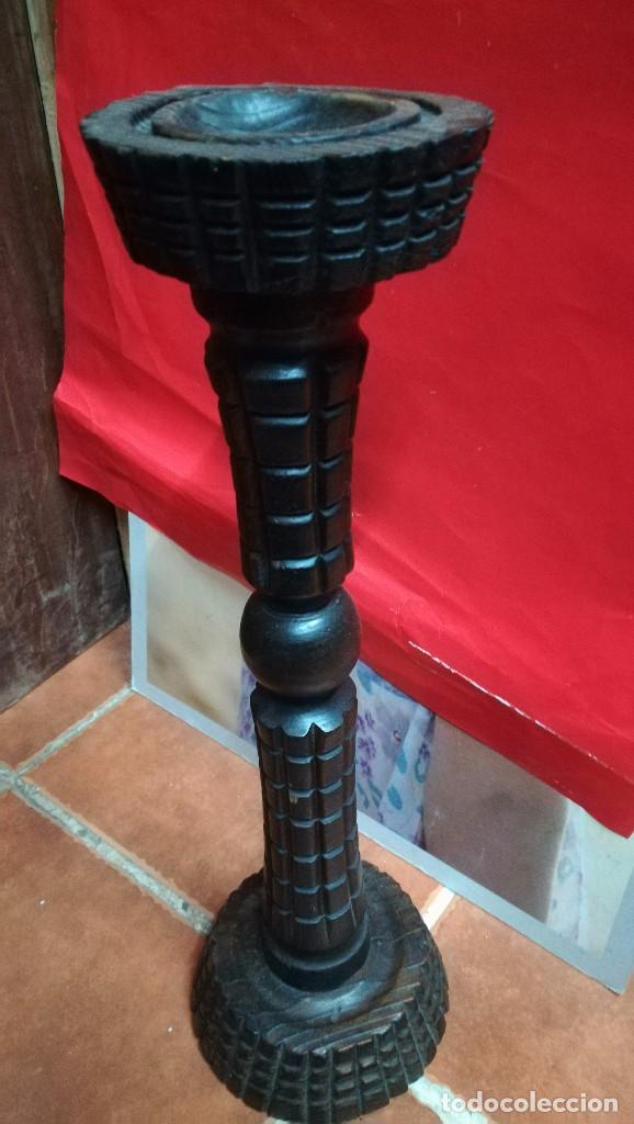 CENICERO DE MADERA MIDE 52 X 16 .