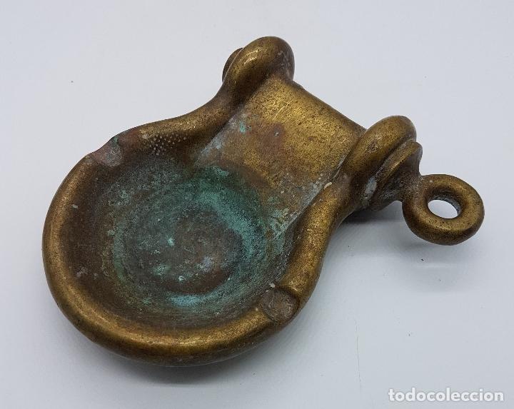 Ashtrays: Cenicero antiguo art dec&oacute; mar&iacute;timo con forma de grillete n&aacute;utico en bronce macizo .