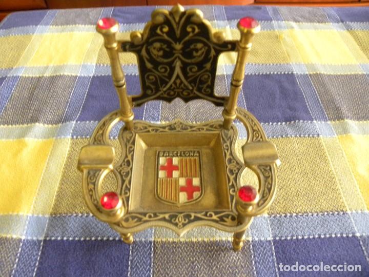 Ceniceros: CENICERO ESCUDO BARCELONA - Foto 1