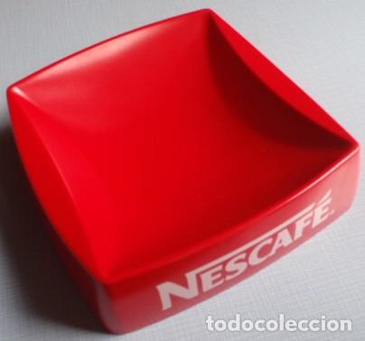 Ceniceros: Cenicero rojo NESCAFE. - Foto 1