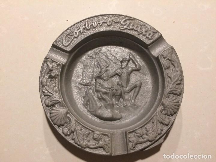 Ceniceros: Antiguo Cenicero Corbero - Guix&agrave; - Foto 1