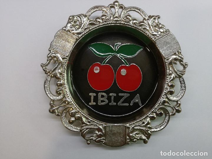 Ashtrays: CENICERO - DISCOTECA PACHA IBIZA