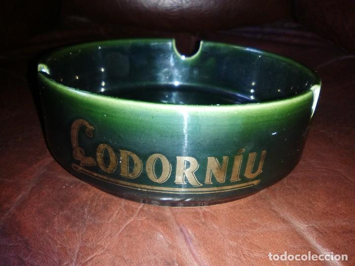 Ceniceros: Cenicero Codorniu. - Foto 1