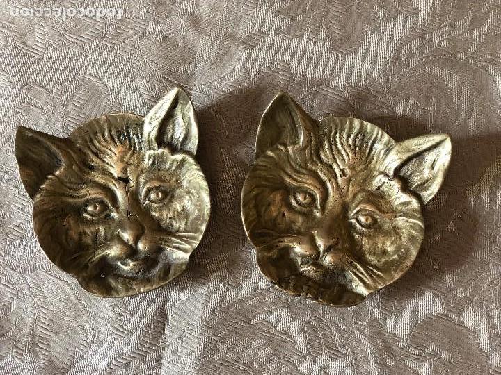 Ashtrays: PAREJA CENICEROS BRONCE GATOS