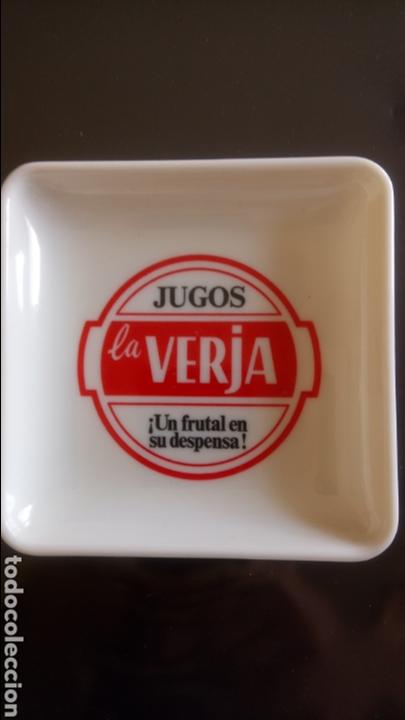Ceniceros: CENICERO DE PL&Aacute;STICO DE JUGOS LA VERJA. - Foto 1