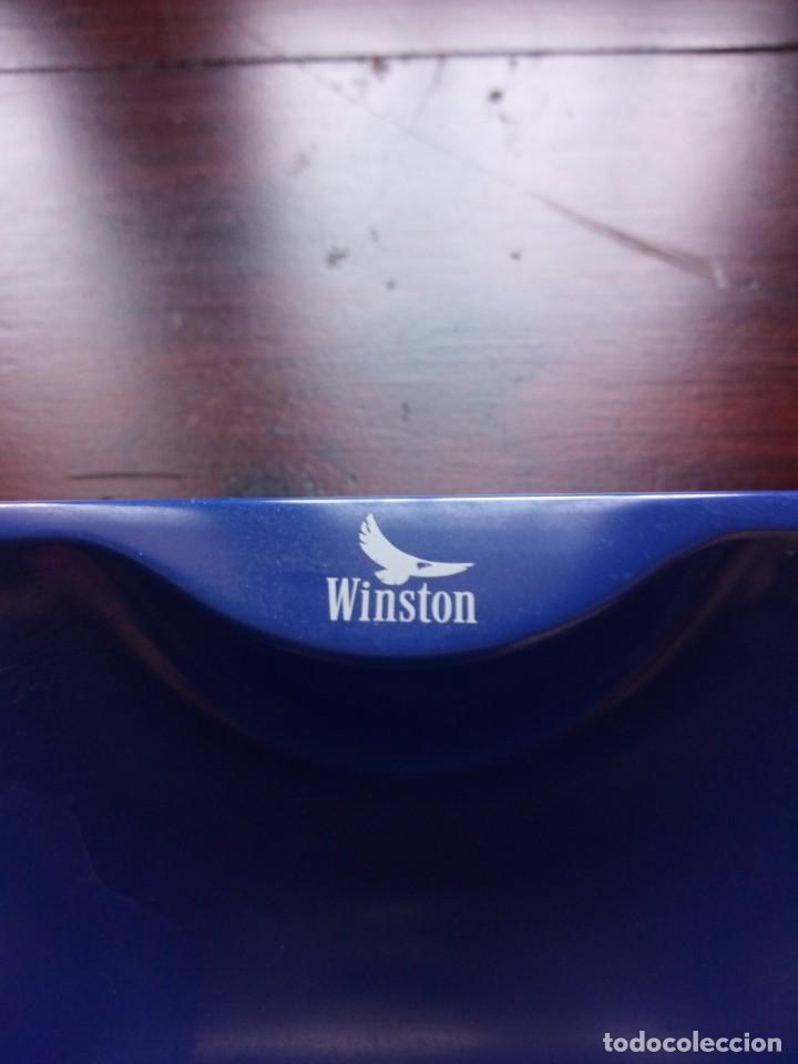 Ceniceros: Cenicero, Winston, pl&aacute;stico duro azul. - Foto 2