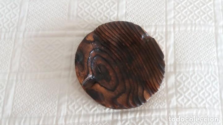 Ceniceros: cenicero  vintage de madera - Foto 1
