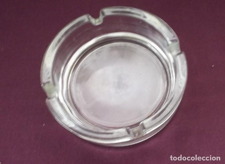 Ceniceros: CENICERO DE CRISTAL A&Ntilde;OS 70 - Foto 1