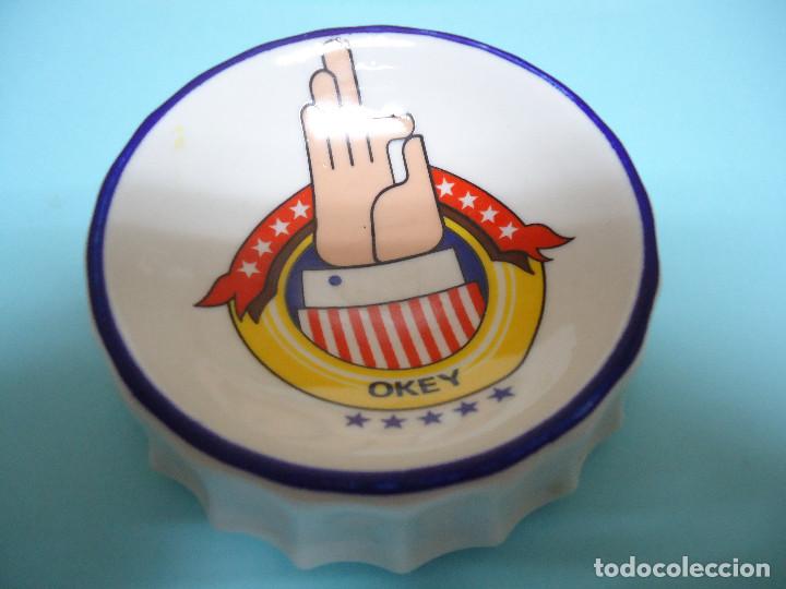 Ceniceros: CENICERO DE CERAM9ICA CON FORMA DE CHAPA. --- 3