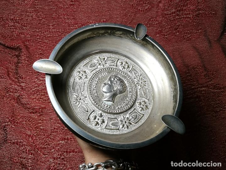 Cendriers: CENICERO. METAL PLATEADO. MONEDA ALFONSO XIII. ESPA&Ntilde;A. SIGLO XX. gran calidad REF-1AC