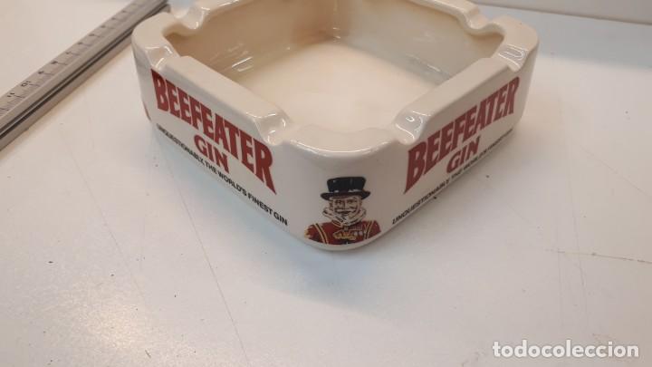 Ceniceros: Cenicero Beefeater cer&aacute;mica. - Foto 4