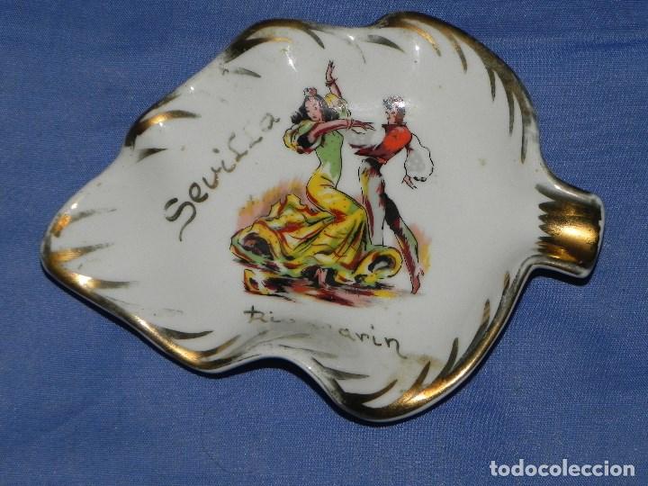 Ashtrays: Vendo Cenicero antiguo recuerdo de Sevilla del Siglo XX, ver mas fotos en el interior. (P)