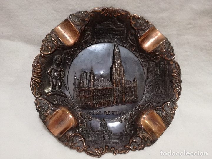 Ceniceros: ANTIGUO CENICERO DE METAL NO FERROSO (POSIBLEMENTE ESTA&Ntilde;O) SOUVENIR DE BELGICA
