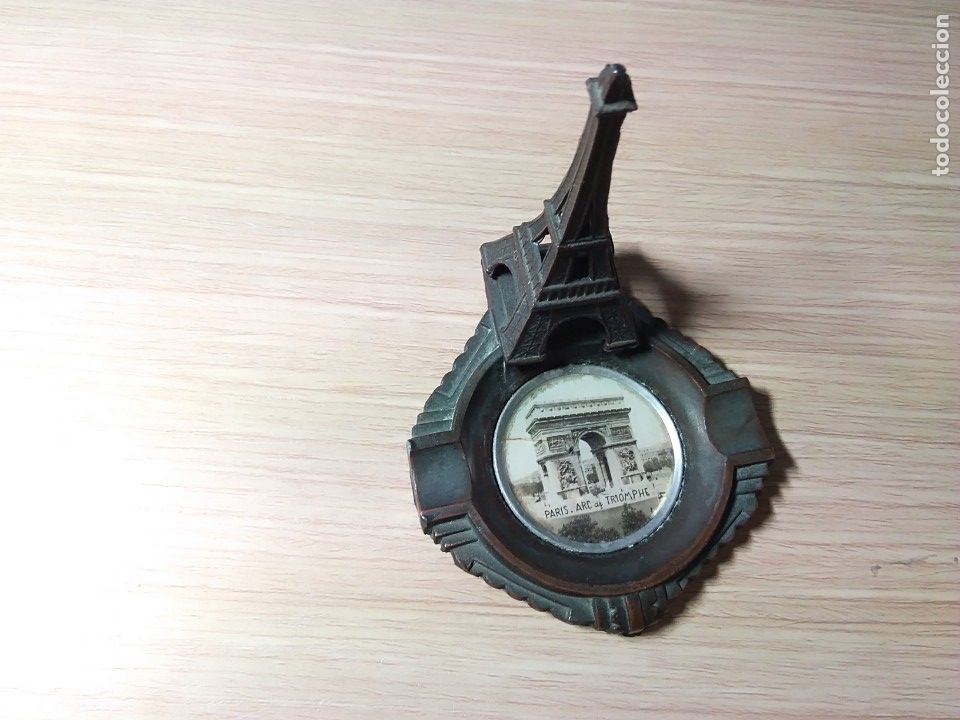 Ashtrays: ANTIGUO CENICERO METALICO CON TORRE EIFFEL