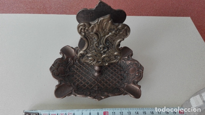 Ceniceros: ANTIGUO CENICERO ART DECO BRONCE STYLARS