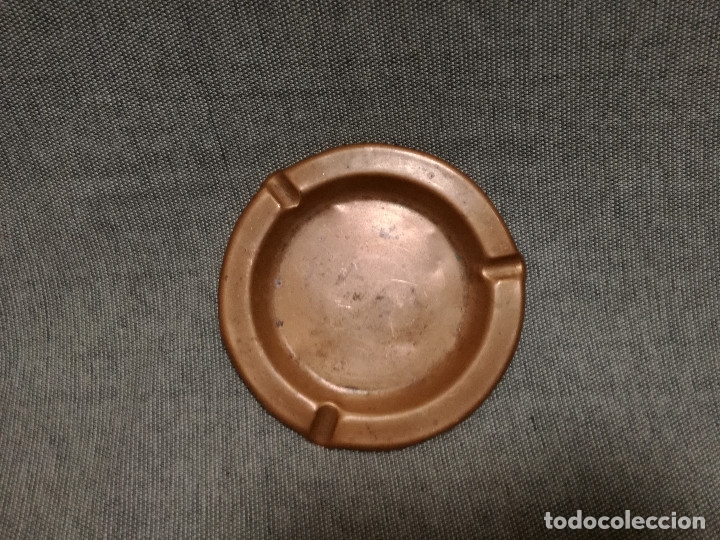 Ashtrays: ANTIGUO CENICERO DE COBRE
