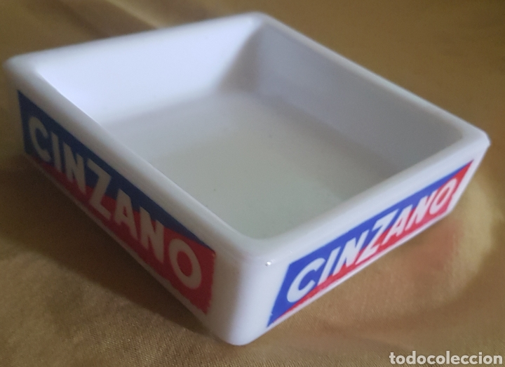 Ceniceros: Cenicero cinzano opalina - Foto 1