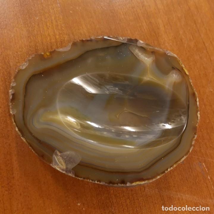 Ceniceros: Cenicero de Piedra - Foto 1