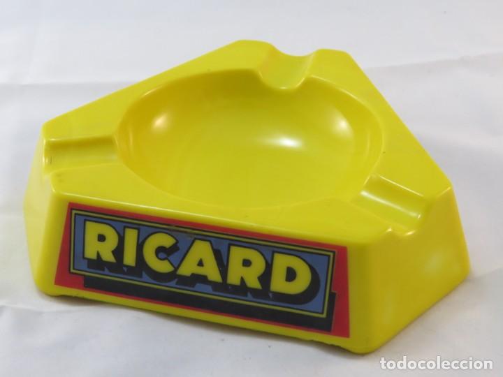 Cendriers: Cenicero porcelana