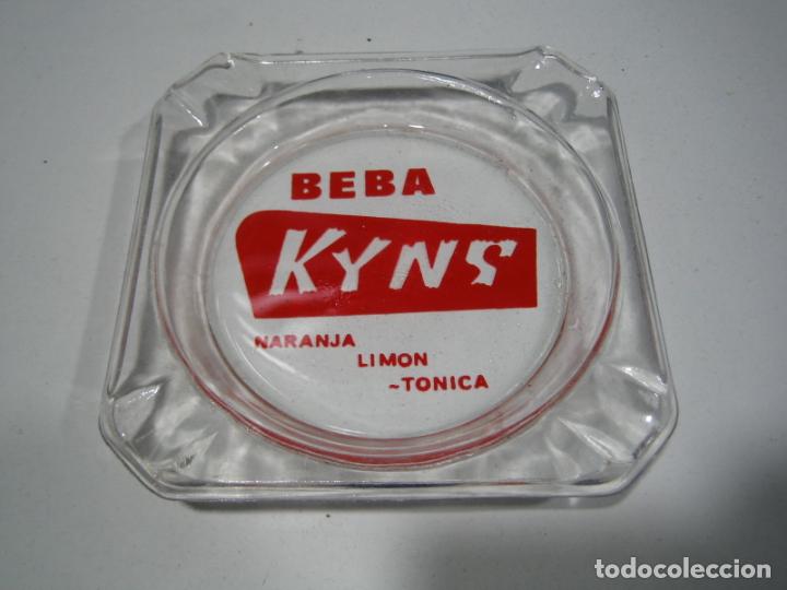 Aschenbecher: Antiguo cenicero con publicidad. Refresco Kyny