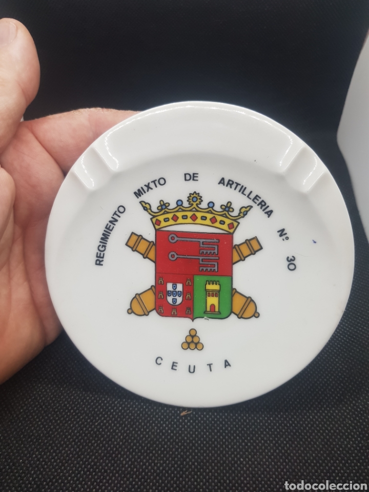 Aschenbecher: Cenicero del Regimiento mixto de artiller&iacute;a 30 de Ceuta