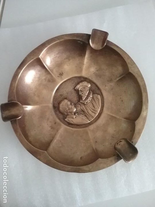 Ceniceros: Cenicero de bronce - Foto 1