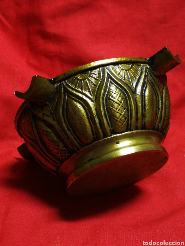 Aschenbecher: ANTIGUO CENICERO DE BRONCE DE 4 SOPORTES, 11CM.